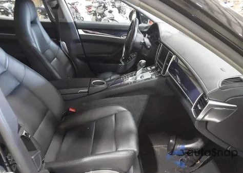 2016 Porsche Panamera E-Hybrid S from USA, damaged, VIN WP0AD2A74GL040039